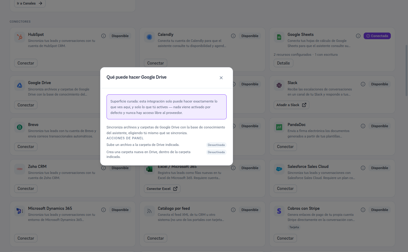 Panel «Qué puede hacer Google Drive» con el aviso de superficie curada, y las dos acciones de panel (Sube un archivo a la carpeta de Drive indicada, Crea una carpeta nueva en Drive) en estado Desactivada, sin ninguna herramienta del agente de IA en la lista