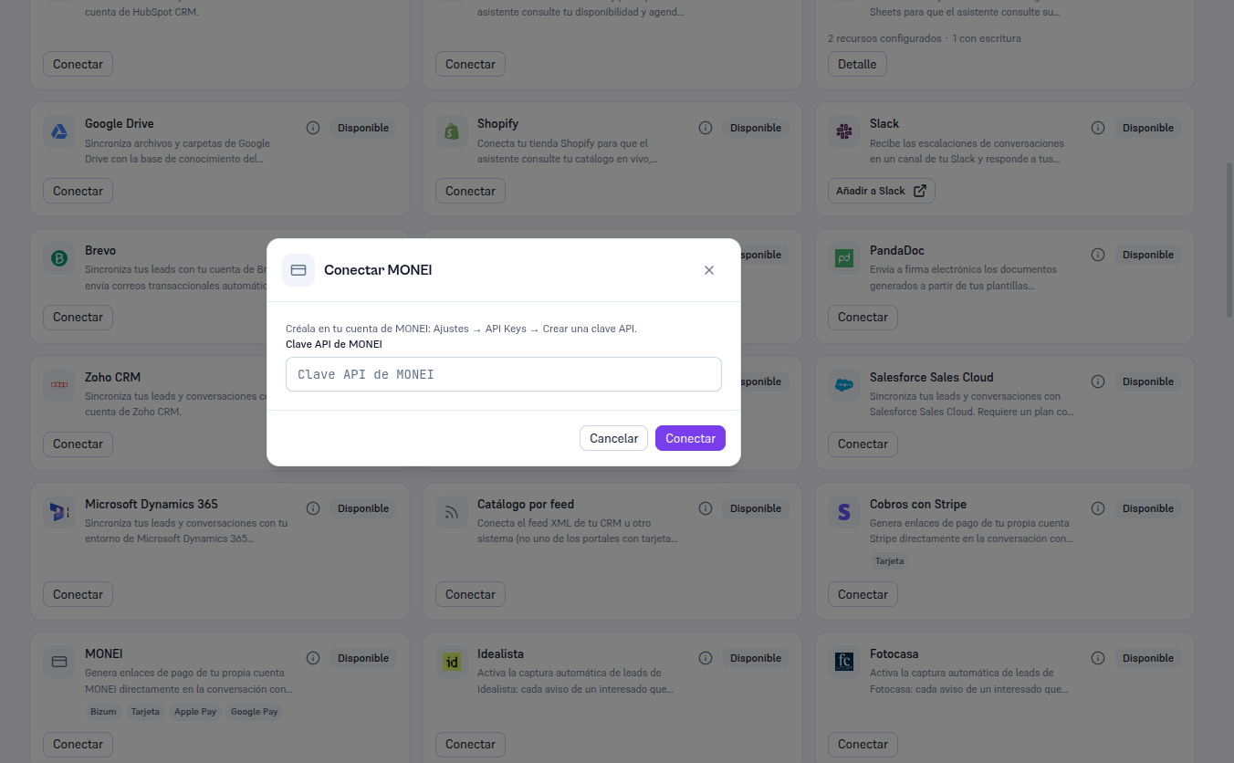 Modal «Conectar MONEI» con la instrucción de crear la clave en Ajustes → API Keys de MONEI, el campo Clave API de MONEI y los botones Cancelar y Conectar